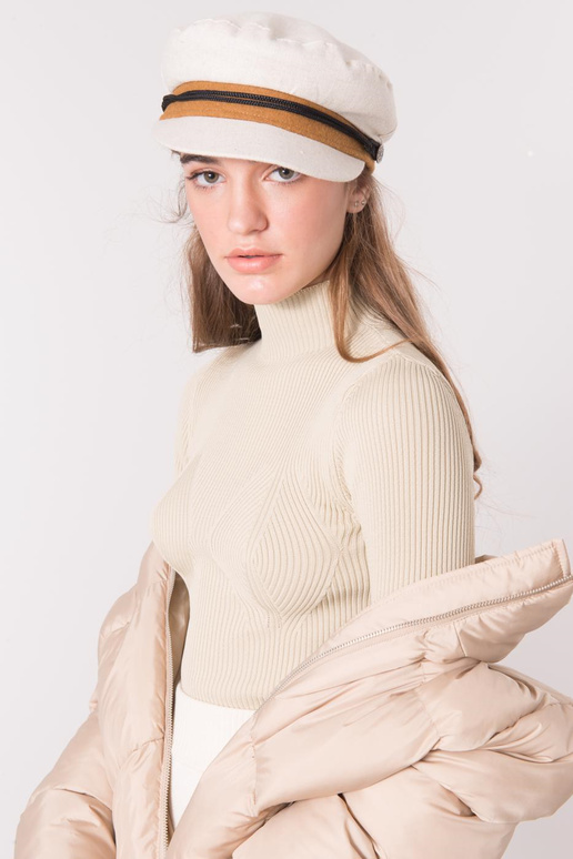 Světle béžový žebrovaný golf BSL