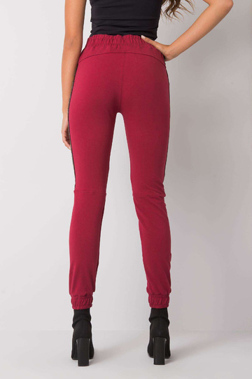 Vínové tepláky s nášivkou... 2