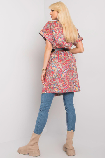 Červený kabát s krátkým...