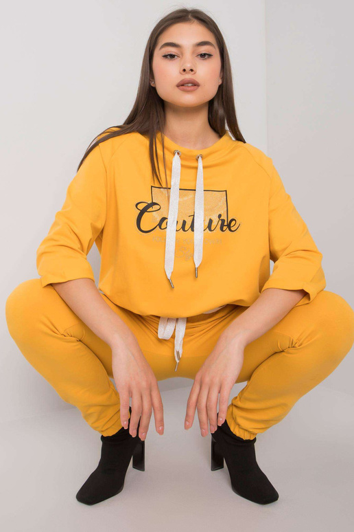 Tmavě žlutá sada s aplikacemi Martille