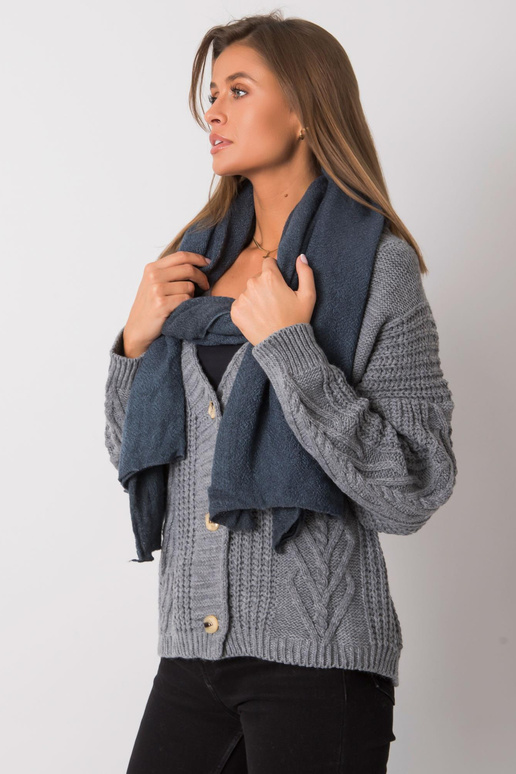 Tmavě modrý pletený šátek