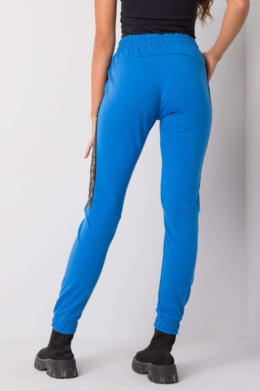 Modré tepláky s nášivkou Giulia