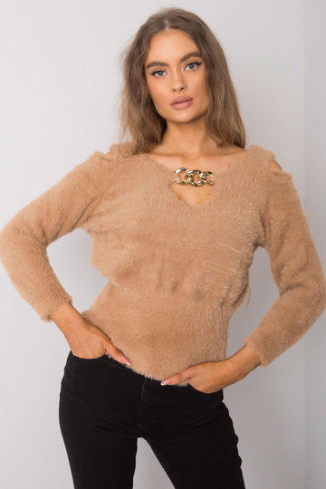 Velbloudí svetr s průstřihy... 2