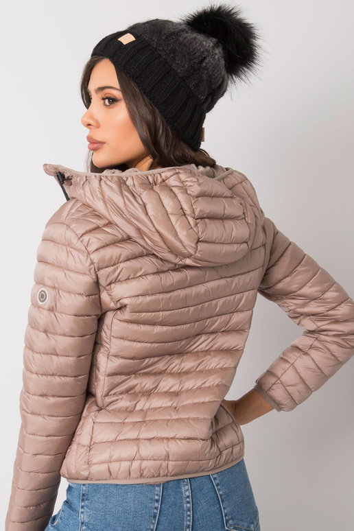 Černá zimní čepice se střapcem Ally...