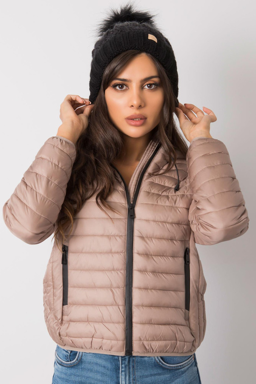 Černá zimní čepice se střapcem Ally...