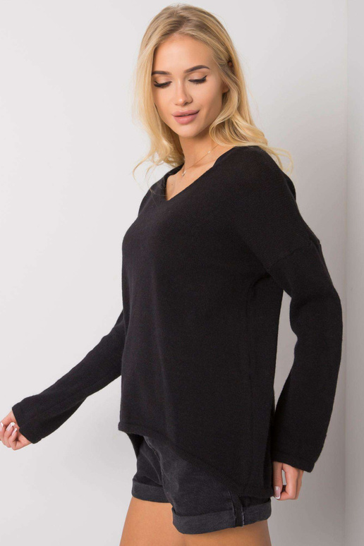 Černý svetr s výstřihem do V Georgia...