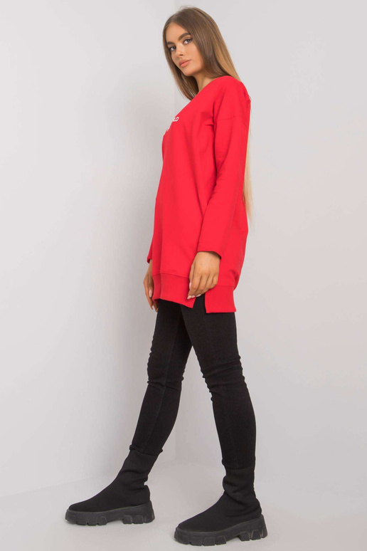 Červená tunika s nápisem Halifax RUE...