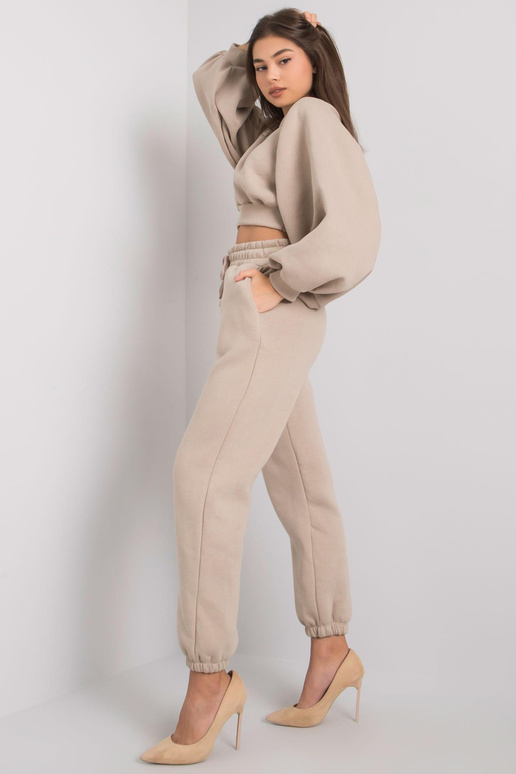 Béžová dámská dvoudílná souprava...