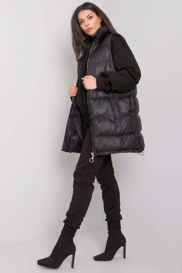 Černá souprava s vestou... 2