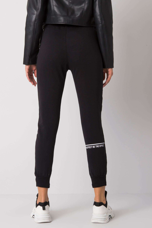 Černé bavlněné tepláky Winsley