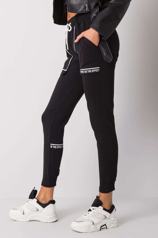 Černé bavlněné tepláky Winsley