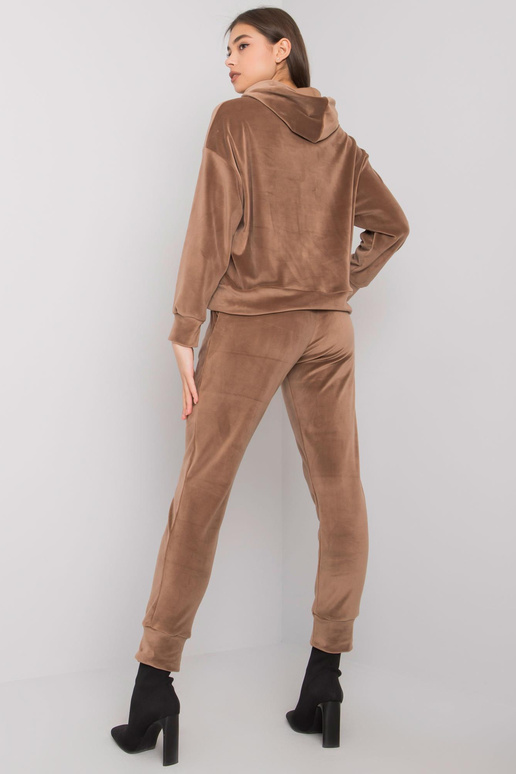 Tmavě béžový velurový set s kalhotami...