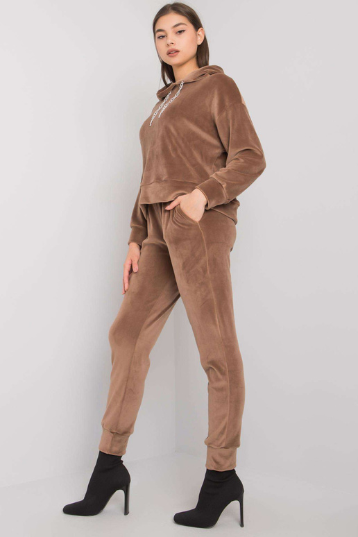 Tmavě béžový velurový set s kalhotami...