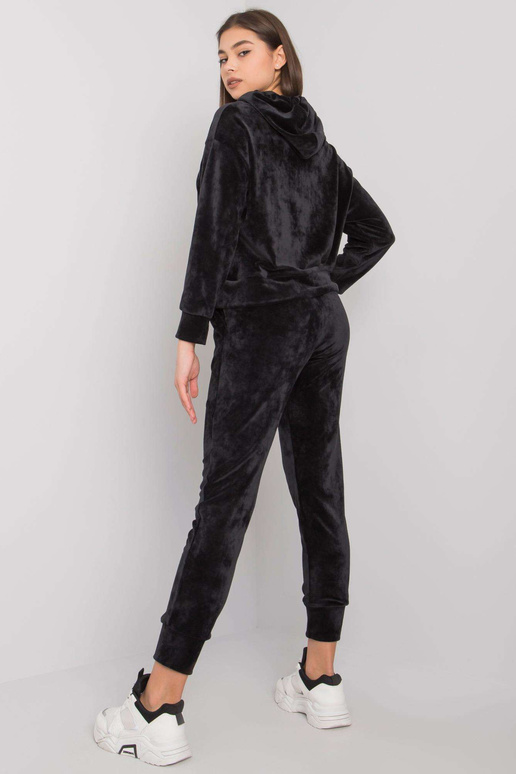 Černý velurový set s kalhotami Chanya