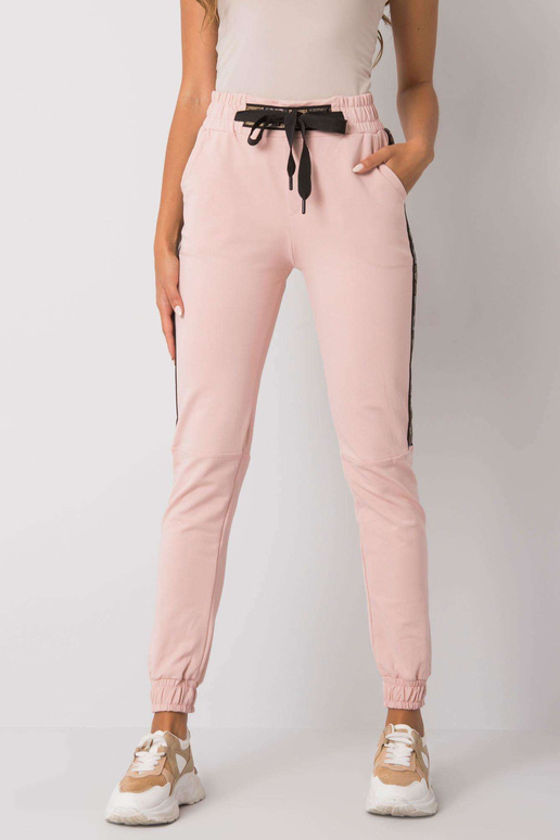 Špinavé růžové tepláky s nášivkou Giulia