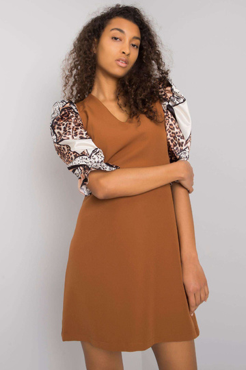 Hnědé šaty s ozdobnými... 2