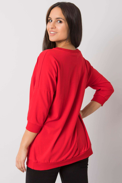 Červená mikina s nápisem Jolanda RUE...