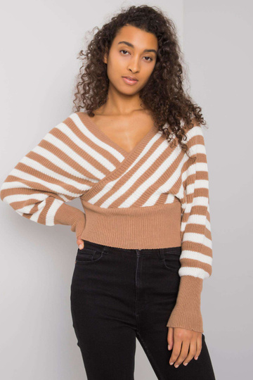 Velbloudí a bílý pruhovaný...