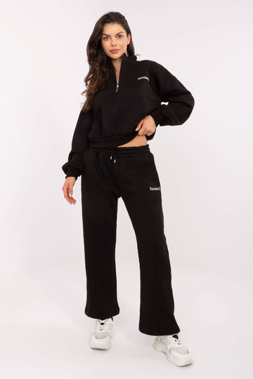 Černá dvoudílná souprava... 2