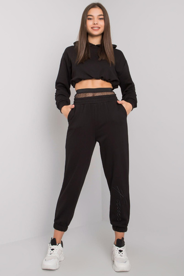 Černý komplet s kalhotami...