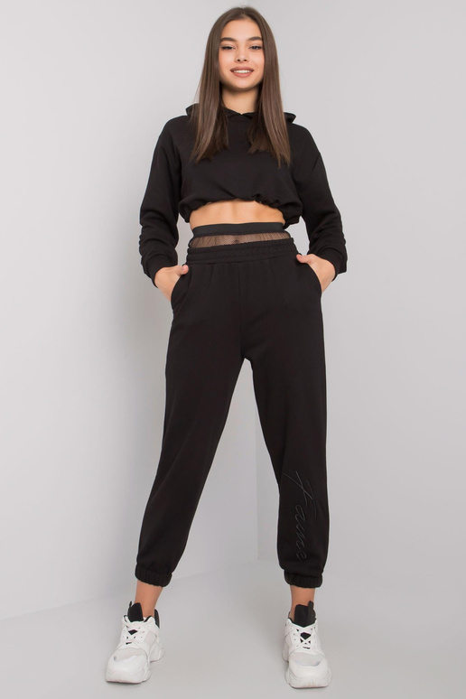 Černý komplet s kalhotami Moline