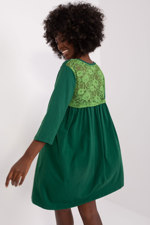 Tmavě zelené dámské šaty s krajkou...