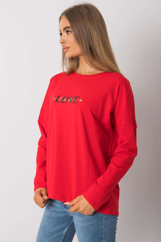 Červená halenka s dlouhým rukávem...