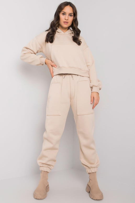 Béžová souprava bavlněných tepláků...