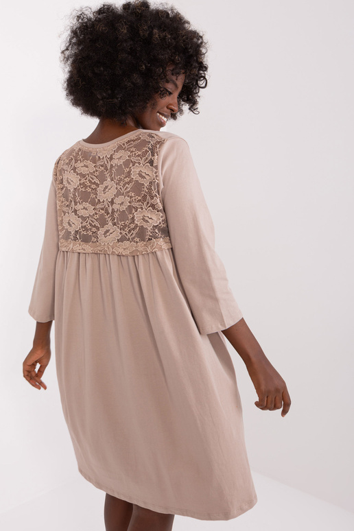 Dámské tmavě béžové šaty s krajkou...
