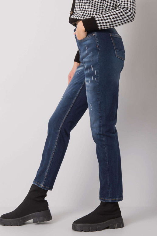 Tmavě modré rovné džíny s oděrkami...