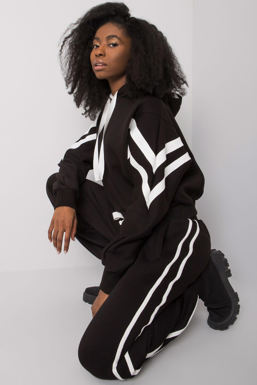 Černý ležérní set s pruhy Stacy