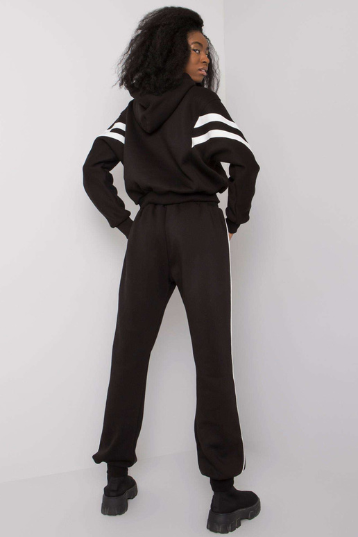 Černý ležérní set s pruhy Stacy