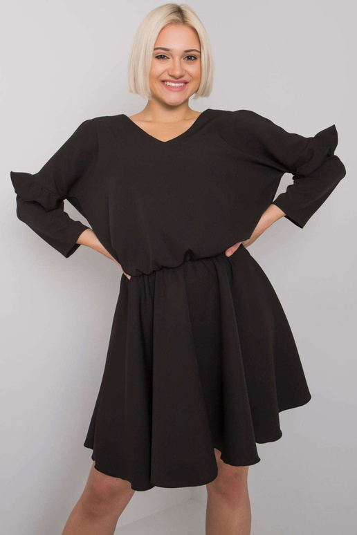 Černé šaty s volánky na rukávech...