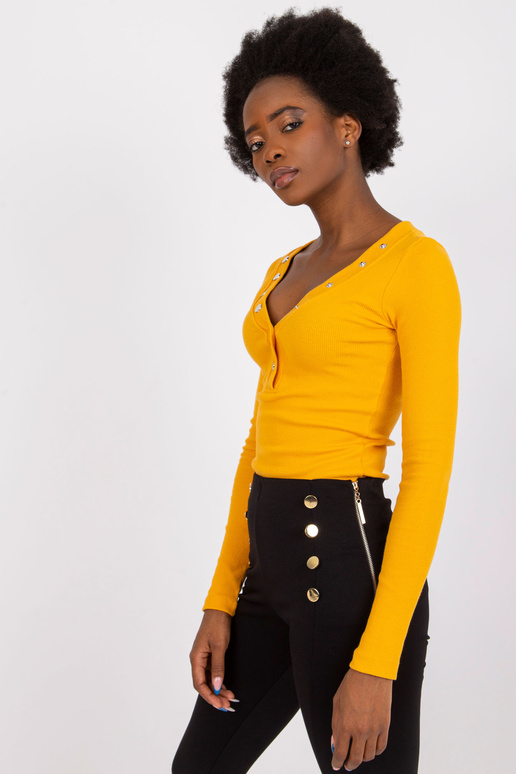 Světle oranžová proužkovaná halenka...