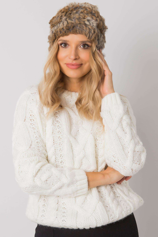 Béžová a šedá kožešinová čepice