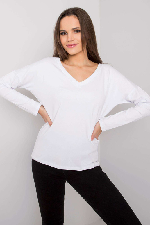 Bílá dámská halenka s dlouhým rukávem...