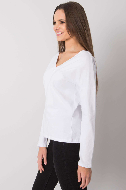 Bílá dámská halenka s dlouhým rukávem...