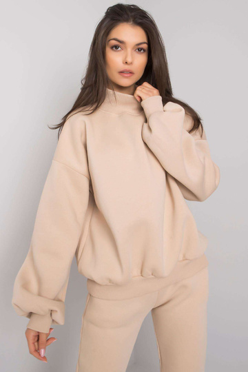 Béžová souprava s vestou...