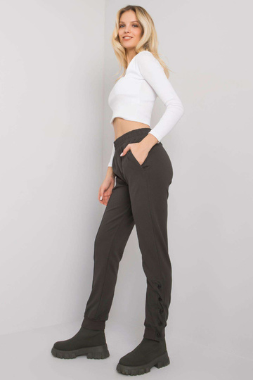 Tmavé khaki tepláky na... 2