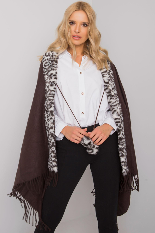 Hnědobílý šátek s kožešinou