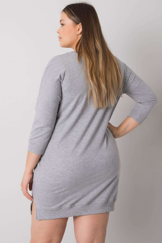 Šedé melanžové šaty větší velikosti s...