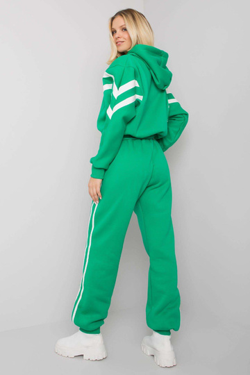 Zelený ležérní set s pruhy...