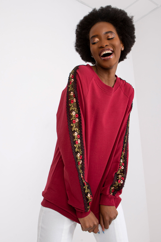 Vínová mikina s ozdobnými rukávy...