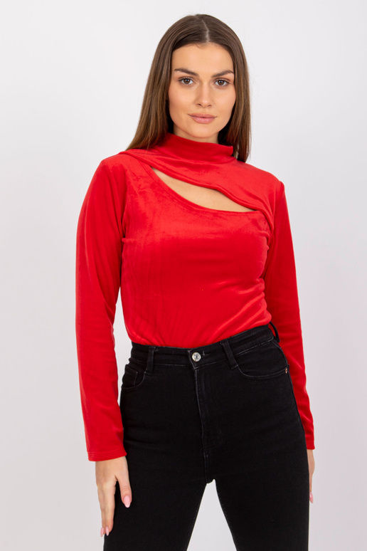 Červená velurová halenka s výstřihem... Červená velurová halenka s výstřihem...