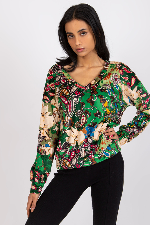 Zelená vzorovaná halenka s řetízkem... Zelená vzorovaná halenka s řetízkem...