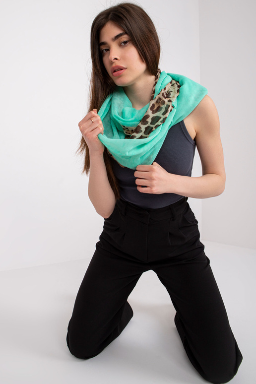 Mátový šátek s potiskem leopru