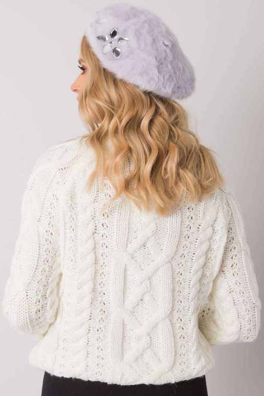 Světle fialový dámský baret s nášivkou