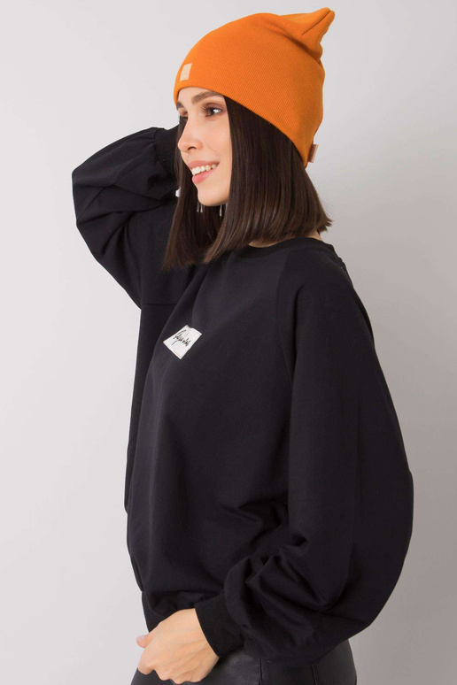 Světle oranžová dámská čepice s čepicí