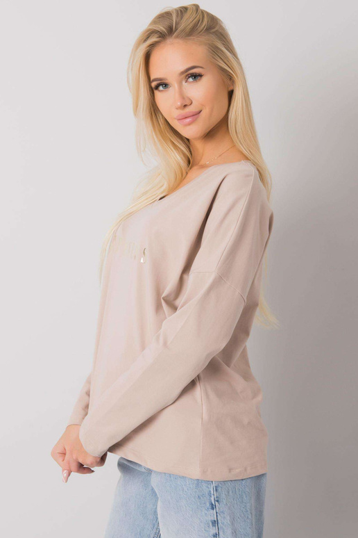 Světle béžová halenka s Georgetown...