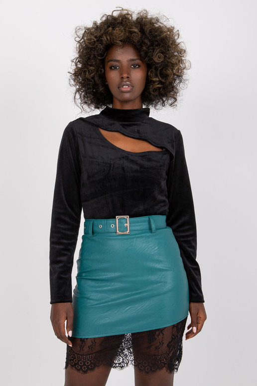 Černá halenka s výřezem Kigali